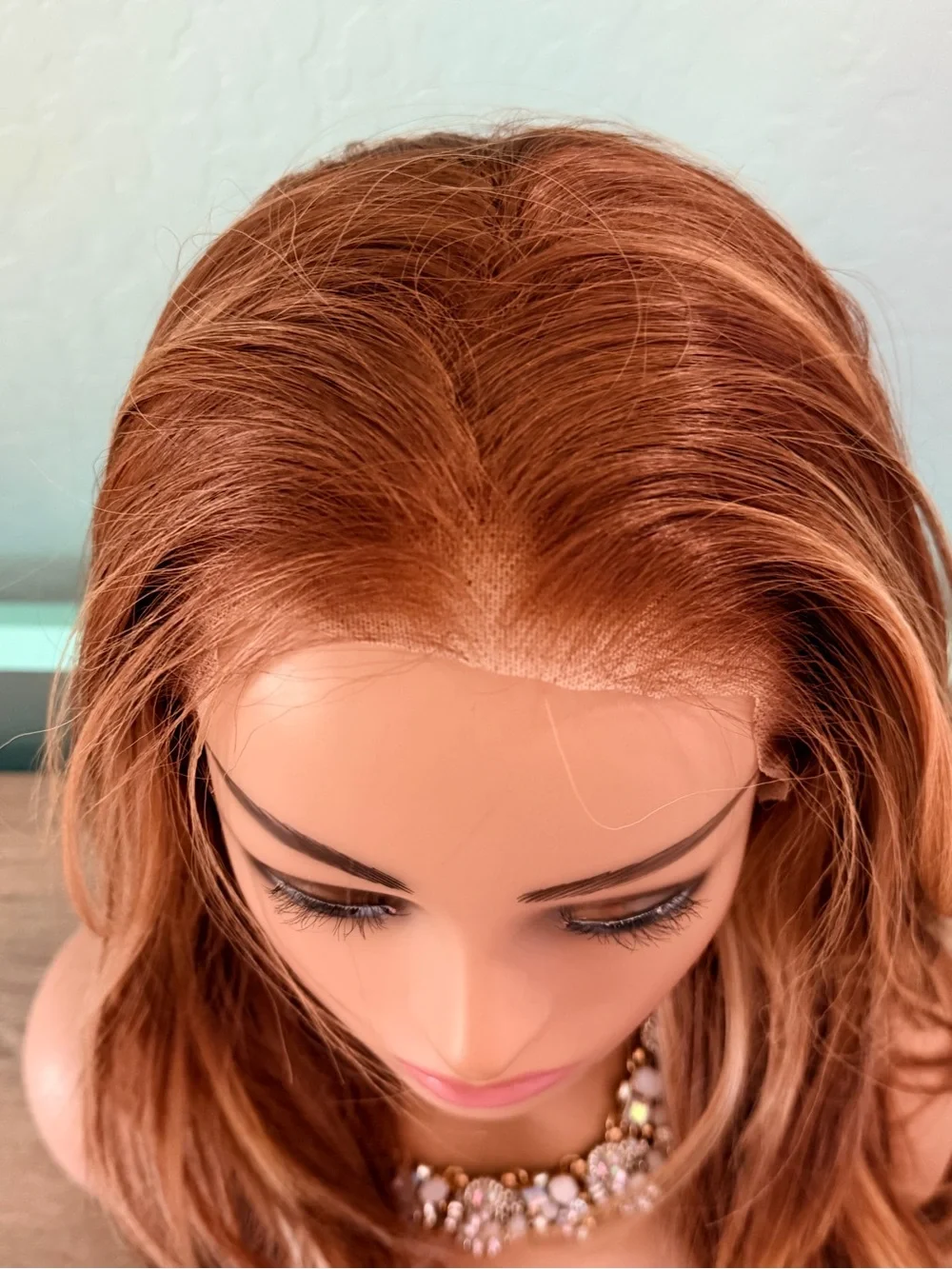 Aisom A47 Natural Auburn Layered sy Wig - Warm Copper with Highlights